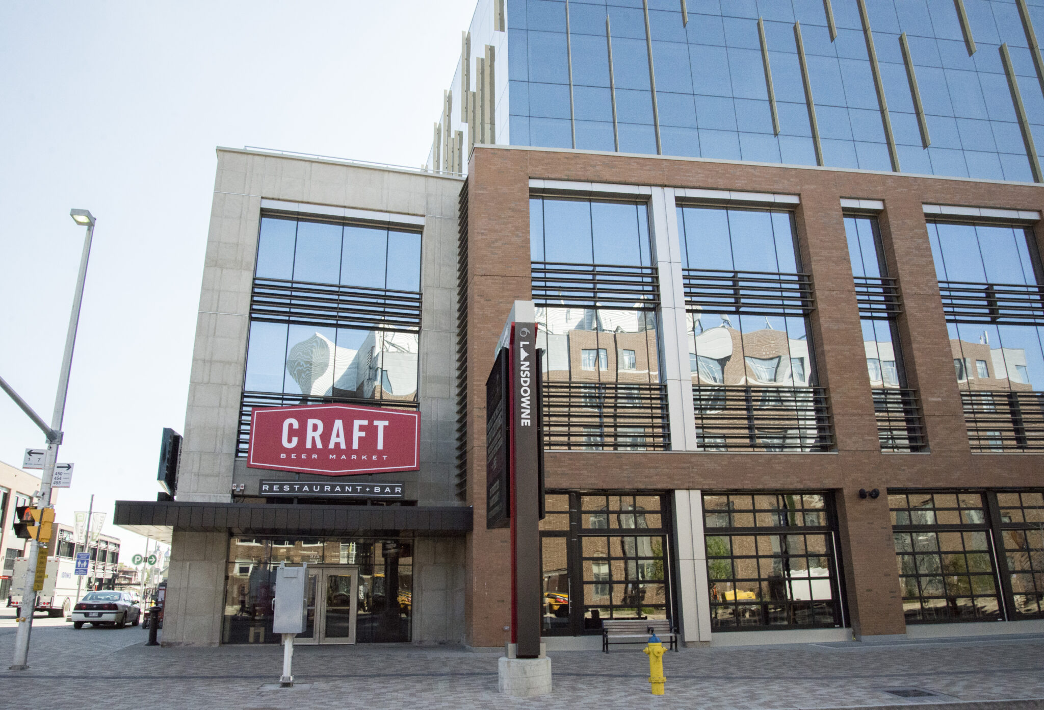 Ottawa Restaurant CRAFT Beer Market