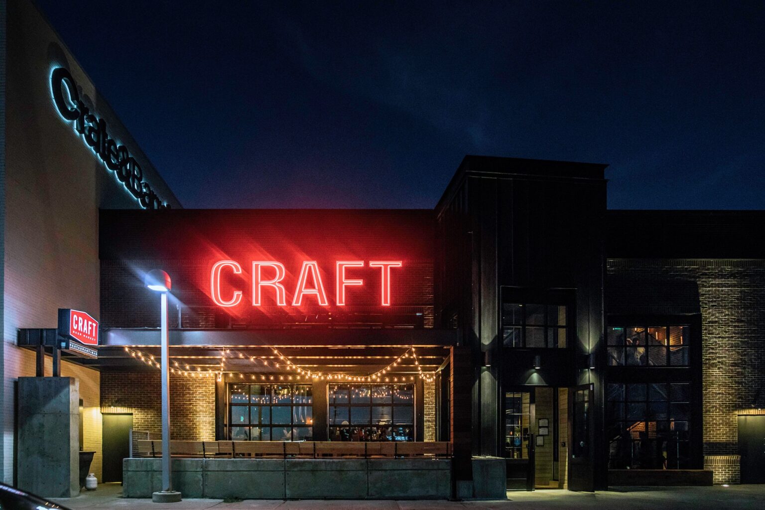 Calgary Southcentre Restaurant CRAFT Beer Market